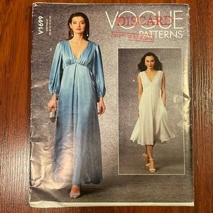 2/$15 Vogue V1699 Sewing Pattern 8-16